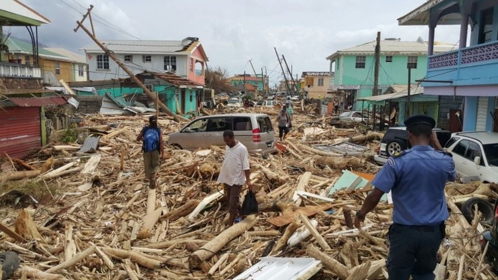 Hurricane Maria 'leaves 15 dead in Dominica'