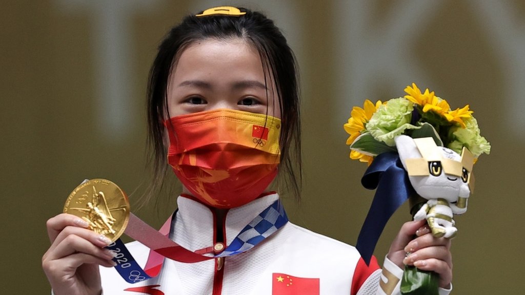 東京五輪】 大会最初の金メダル、中国・楊が獲得 射撃女子 - BBCニュース