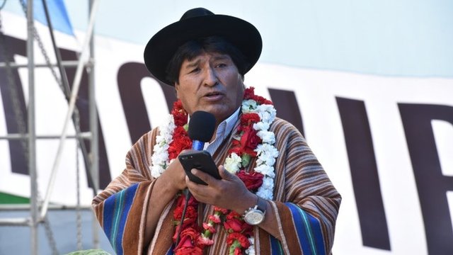 Morales afirma ainda ter muitas tarefas pendentes, como erradicar a pobreza extrema