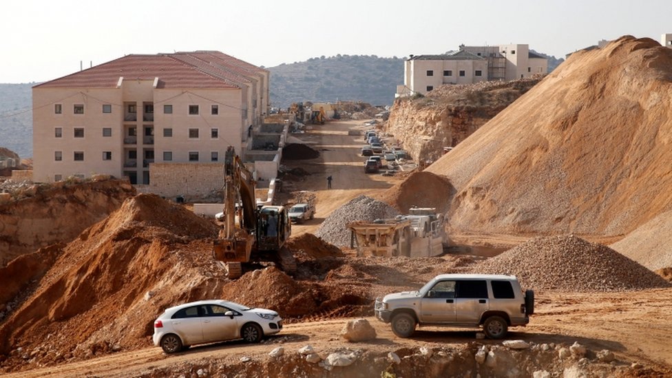 أعمال بناء في مستوطنة إسرائيلية