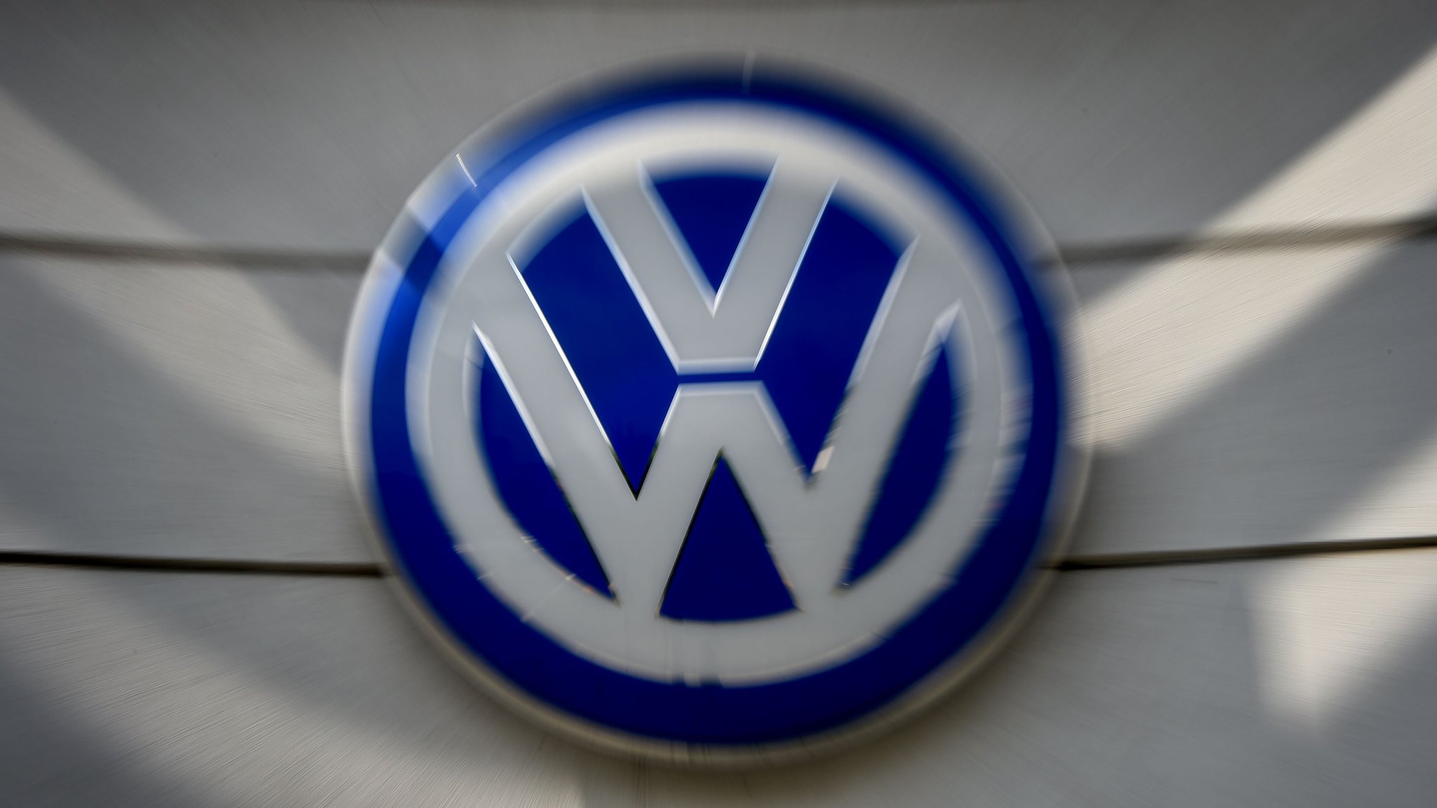 Australia sues Volkswagen unit over alleged emissions fraud