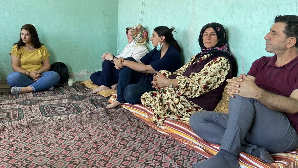 Qozoq ayoliga og‘iz tiqilibdi