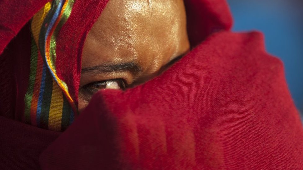 Rus pornosi: ziyofatda talabalar