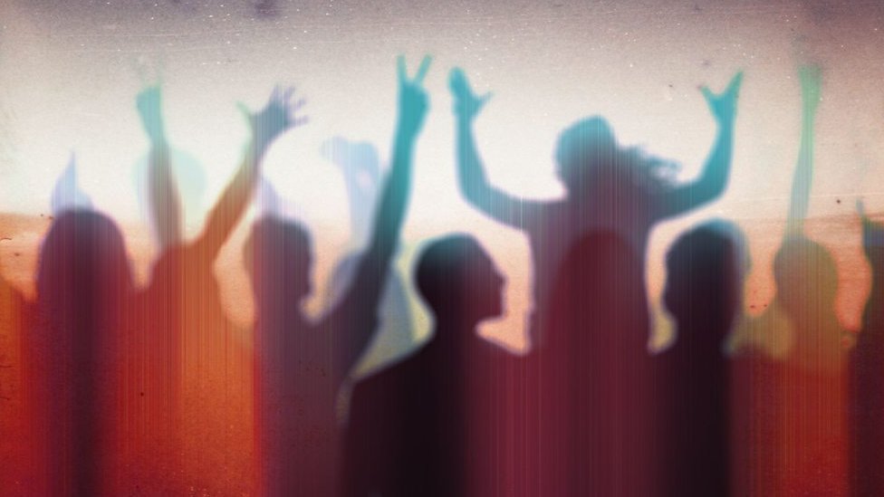 Masturbatsiya qilingan mushukning fotosurati