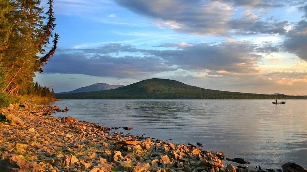 Russia denies giving lake to Kazakhstan