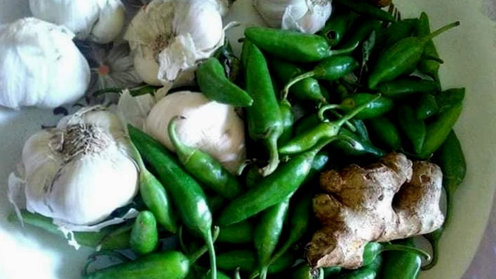 Porno rasmlar zip arxiv Nudistlar sohilida jinsiy aloqa Nudistlar sohilida jinsiy aloqa