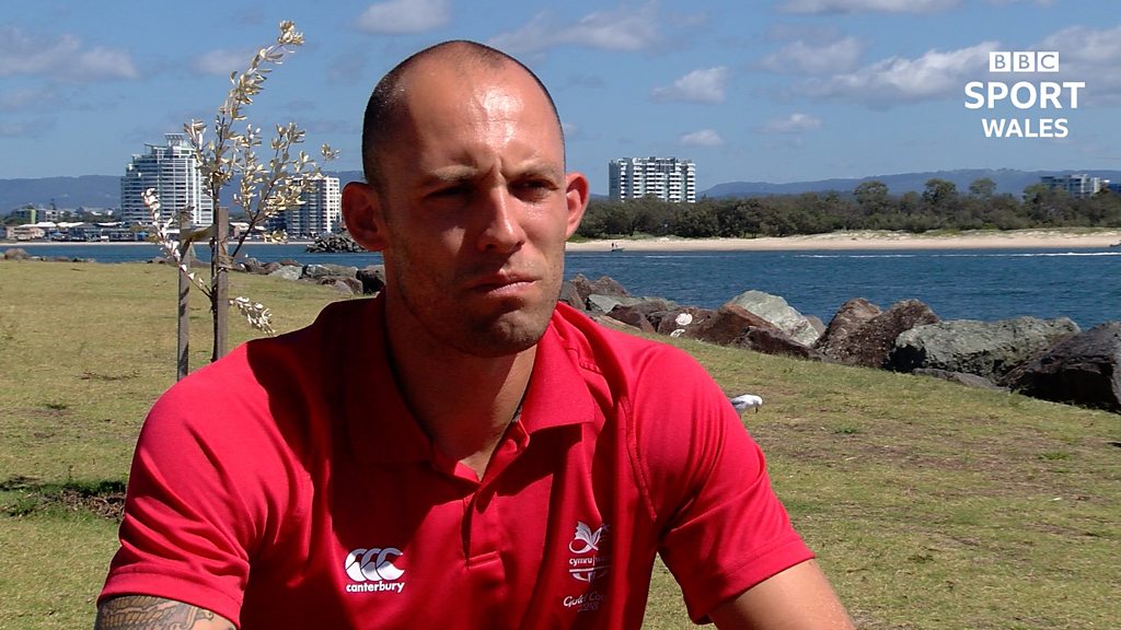 Commonwealth Games: Wales' Dai Greene 'devastated' to miss Gold Coast event