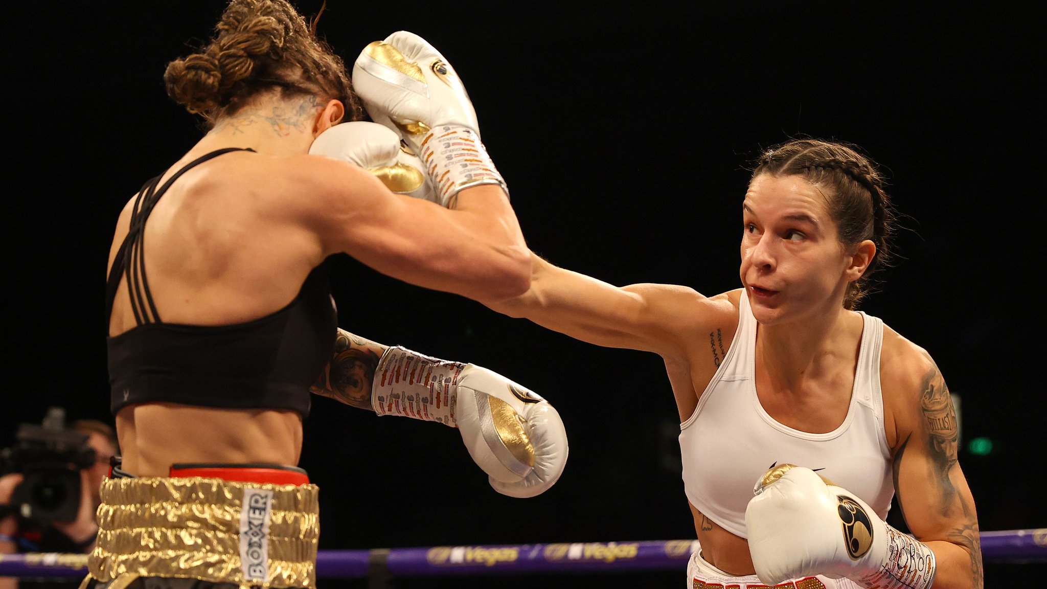 Terri Harper: WBC champion calls for changes to weight checks for female  boxers - BBC Sport
