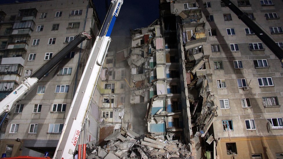 Под Киевом из-за взрыва газа обрушился жилой дом