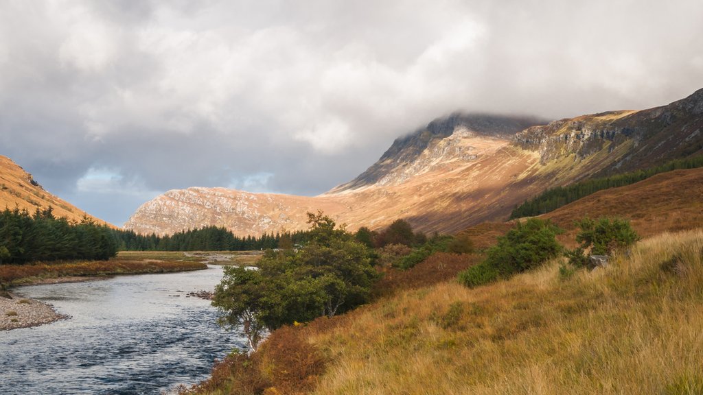 Ben Hope deaths: Two walkers killed in mountain fall
