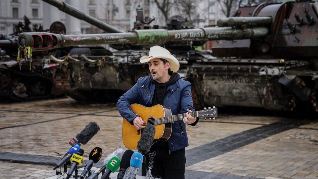 Brad Paisley ‘will never be the same’ after Ukraine visit