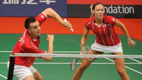 Adcocks world title hopes over
