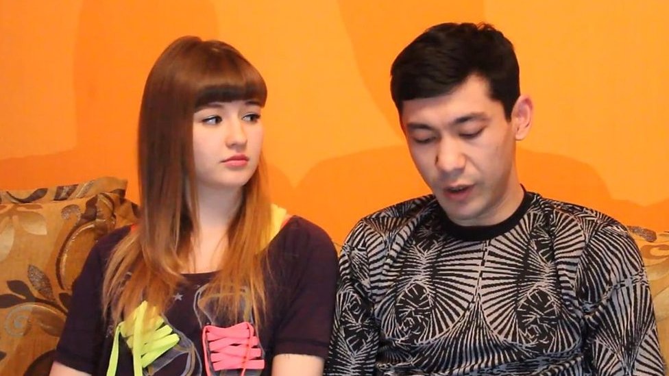 Onlayn qizlarning kammingdagi porno videolarini tomosha qiling