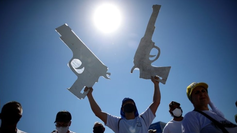 Mais de 200 crimes em São Paulo foram feitos com armas de