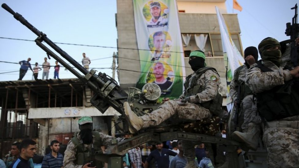 Members of Hamas' Izzedine al-Qassam Brigades in Rafah refugee camp in Gaza (Aug 2016)