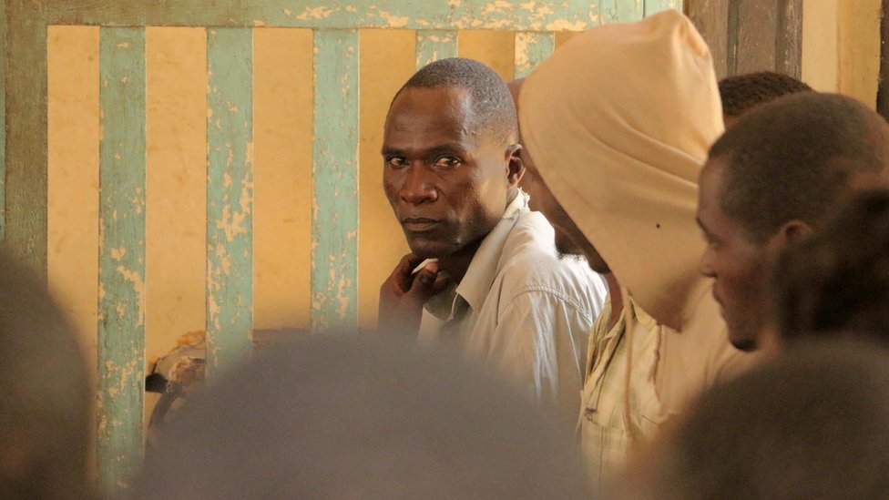 В Малави на два года посадили мужчину, которому платили за секс с детьми