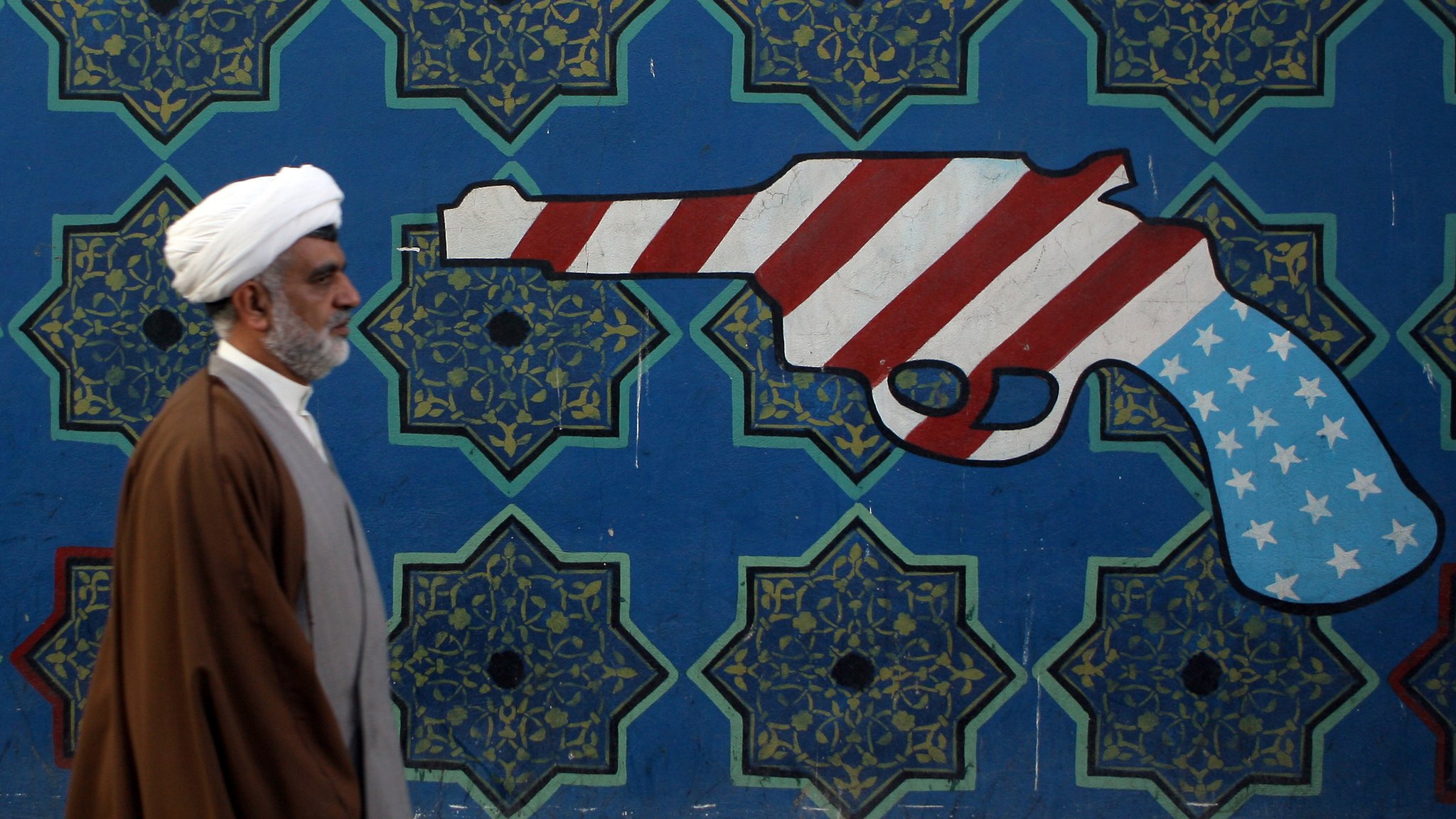 US vows 'strongest sanctions in history' on Iran