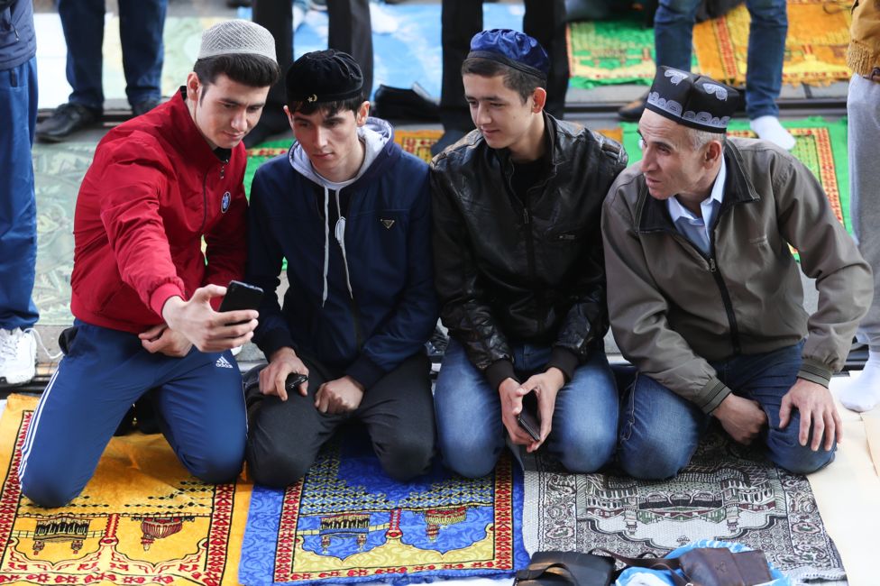 Barcha teshiklardan porno sperma