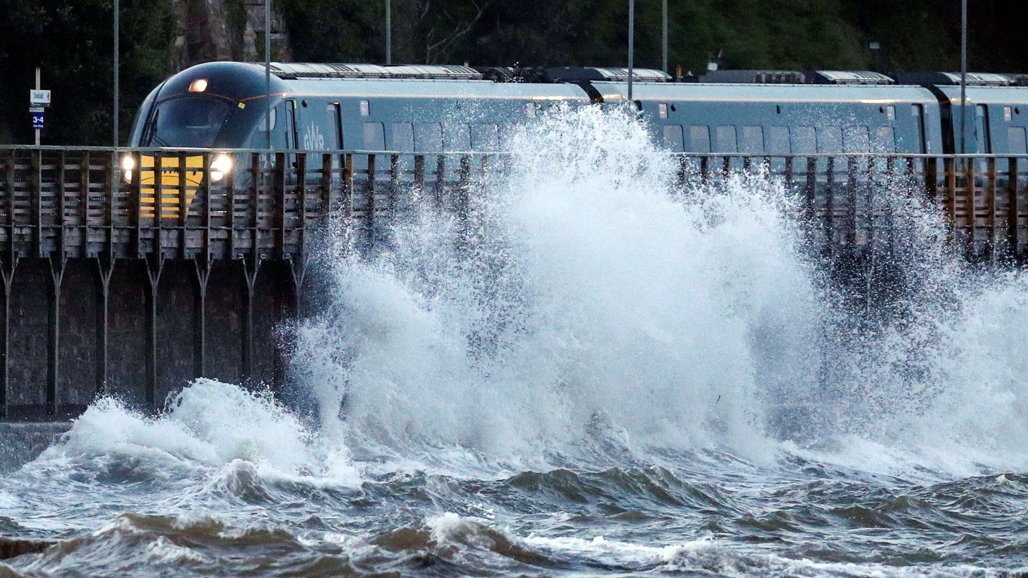 new-storm-names-for-winter-revealed-by-met-office-cbbc-newsround