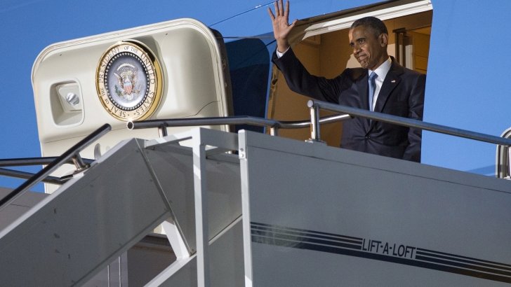 Obama arrives in Nairobi