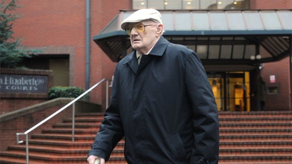 В Англии 101-летний мужчина признан виновным в совращении детей