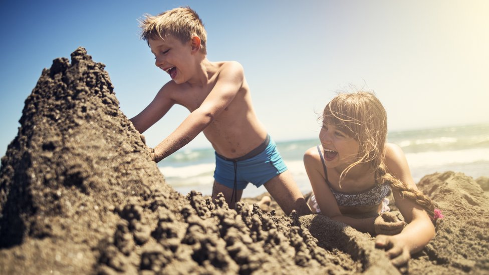 School holiday fines: Parents hit by penalties rise 93%