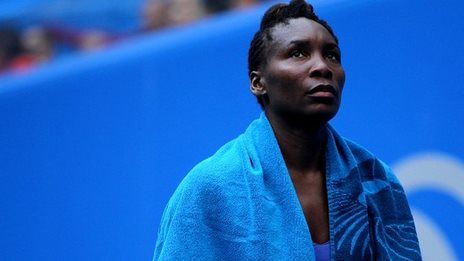 Williams sees off Vinci in Wuhan