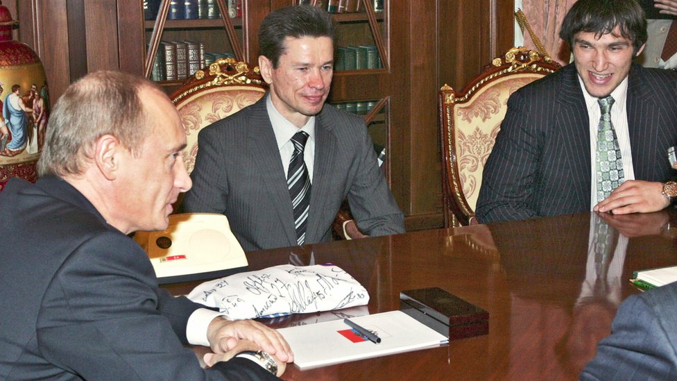 Putin y Odechkin.