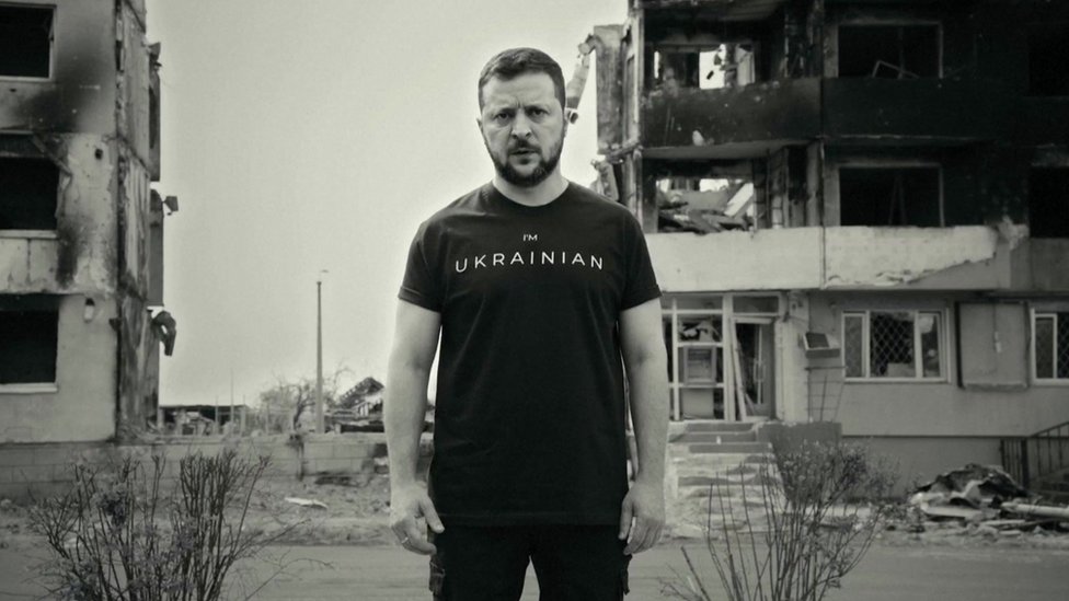 ロシアはナチスの残虐行為を再現」とゼレンスキー大統領 第2次大戦終戦