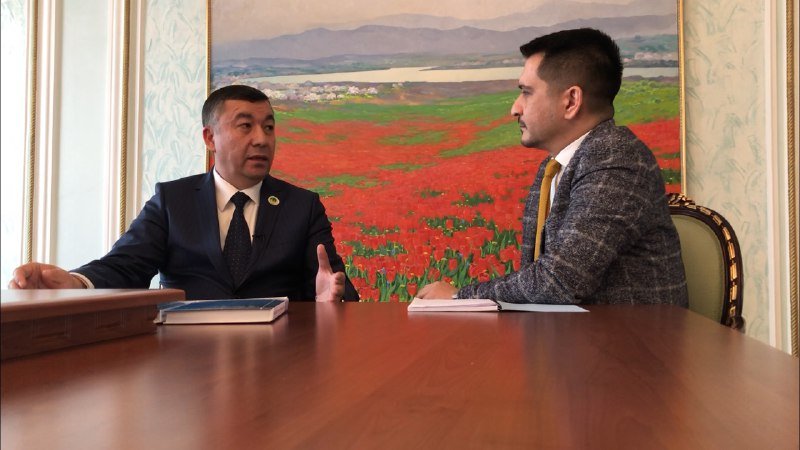 Birinchi lezbiyen jinsiy aloqa