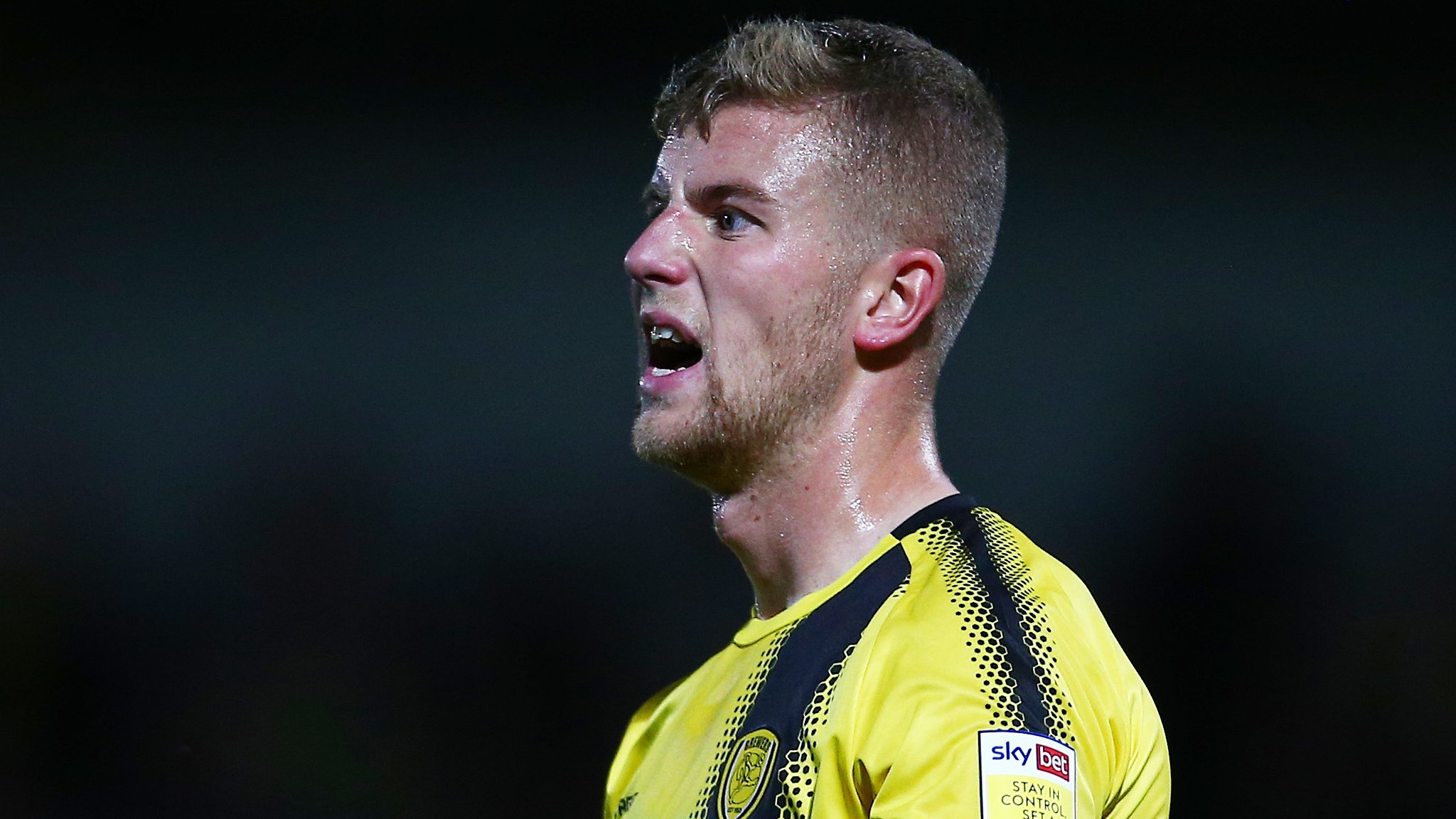 Ryan Leak: Salford City sign Burton Albion defender for undisclosed fee -  BBC Sport