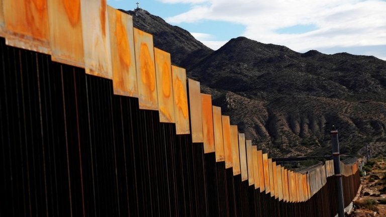 Mexico condemns Trump's border wall tax proposal