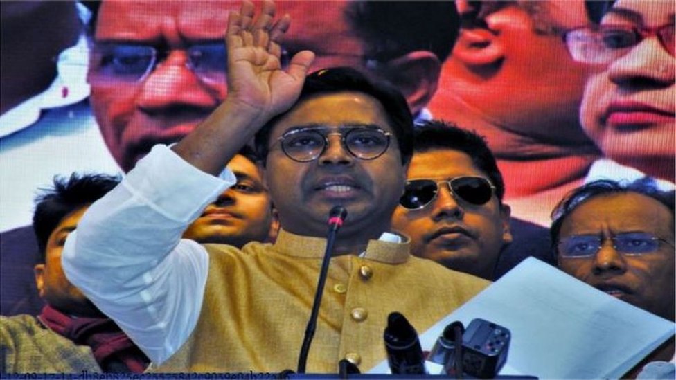 Kichkina qizning mushukida keldim