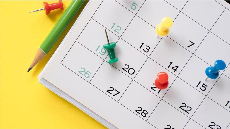 Yuzdagi sperma oqimi Odzheda porno