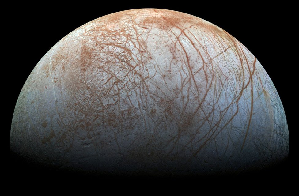 土星の衛星に「生命育む環境」 米NASAなど水素分子を確認 - BBC