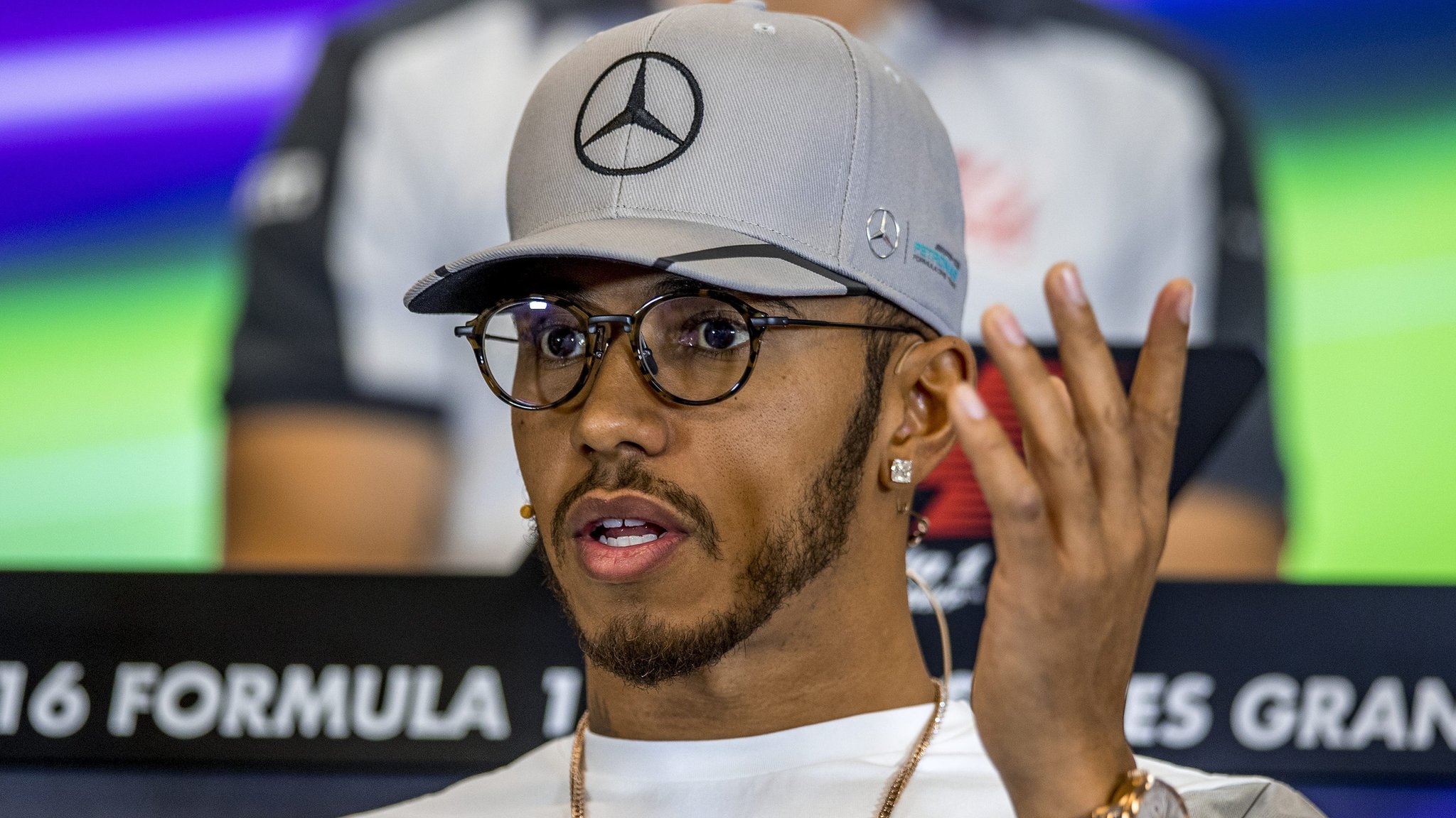 Lewis Hamilton: New defensive move rule is about respect