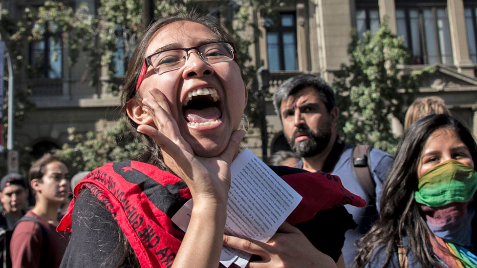 Students save on fees, but Chile's universities struggle
