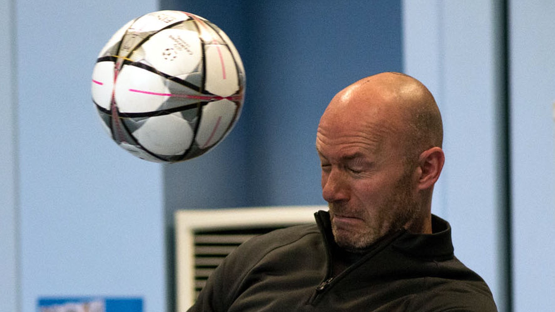 Shearer's emotional journey of discovery into football & dementia