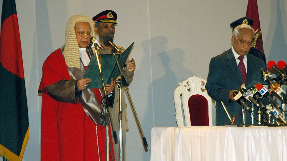 Kichkina lesbiyanlar Rus porno: oglim, onam, katta eshak