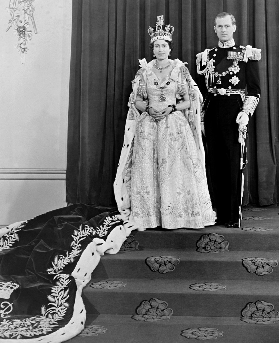 الملكة إليزابيث الثانية والأمير فيليب