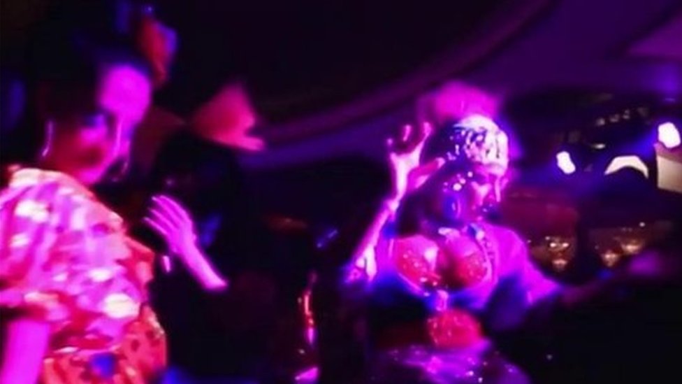 Yalangoch Ranetki seks rasmlar