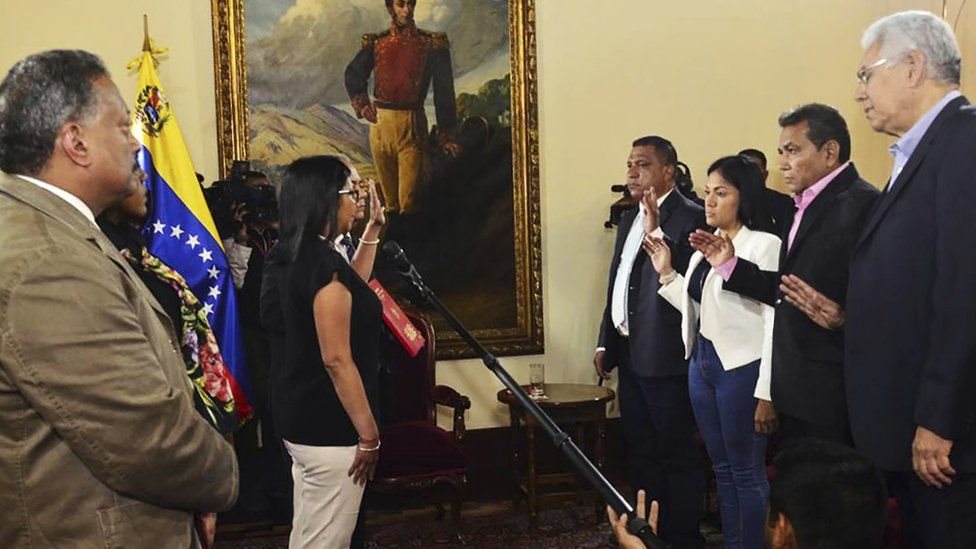 Los gobernadores electos juraron sus cargos ante la directiva de la Constituyente.