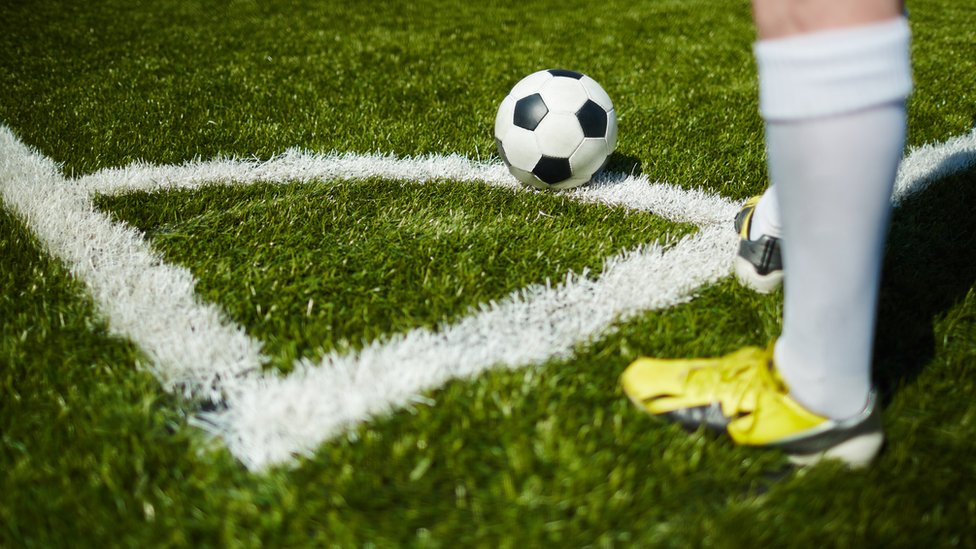 VÍDEO] Tiroteio em jogo de futebol mata três torcedores no México