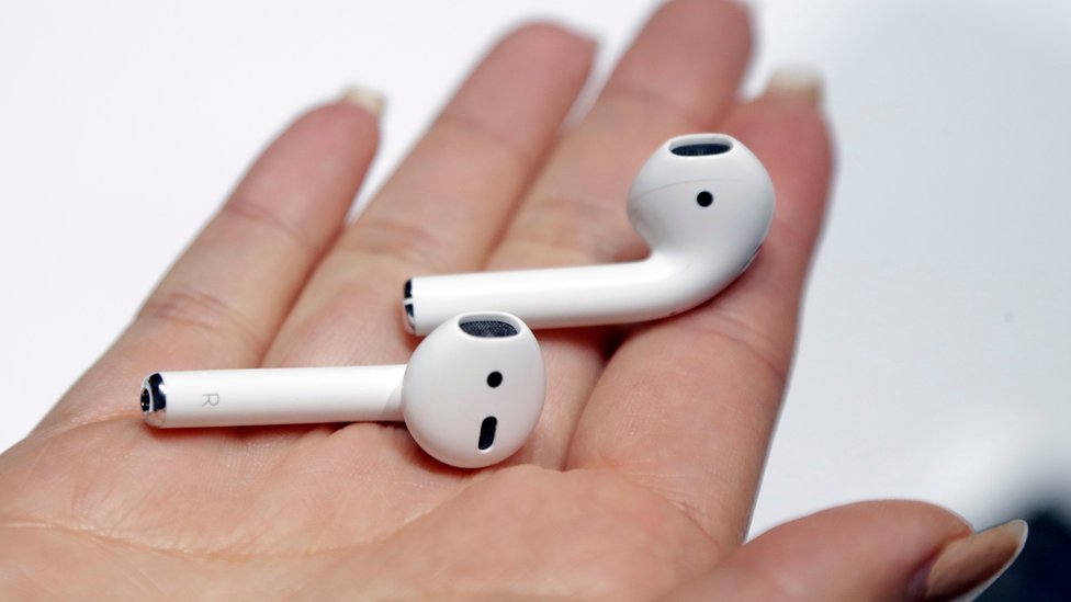 ranura Proverbio congestión Cuáles son los audífonos que puedes usar con el nuevo iPhone 7 (además de  los AirPods de Apple) - BBC News Mundo