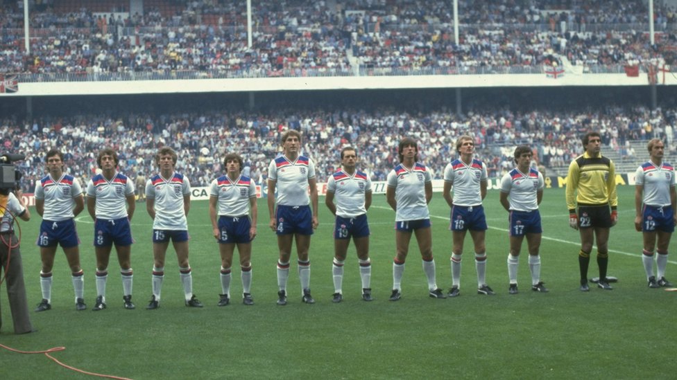 El equipo de Inglaterra alineado en la Copa del Mundo 1982.