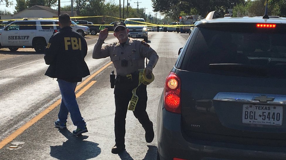 Petugas FBI