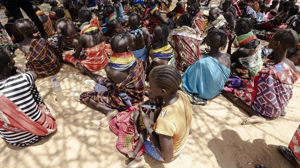 Intim xizmatlar sohasida yigit uchun ish Juda oddiy oddiy jinsiy aloqa video