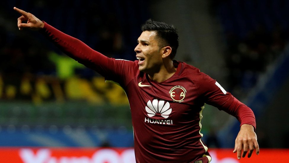 Romero celebra uno de sus dos goles