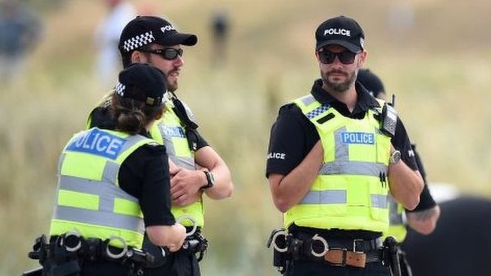 Police officers ordered to shave off beards