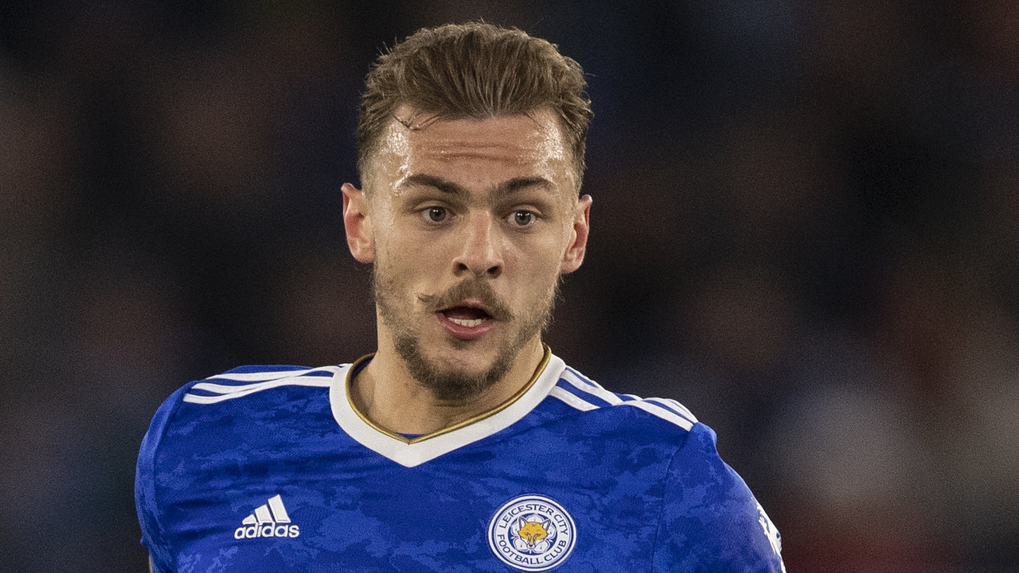 Kiernan Dewsbury-Hall signs new Leicester City deal until 2027